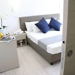 Hotel Arena 3*